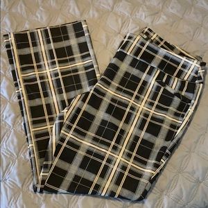 NWOT Pull-on straight leg plaid pants